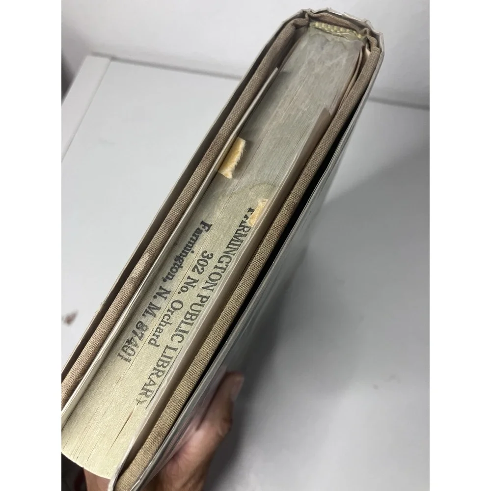 The Organic Gardener by Catharine O. Foster 1972 Trade Hardback Cottagecore